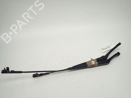 Used Front windshield wiper arm Front windshield wiper arm 37789754 37789754