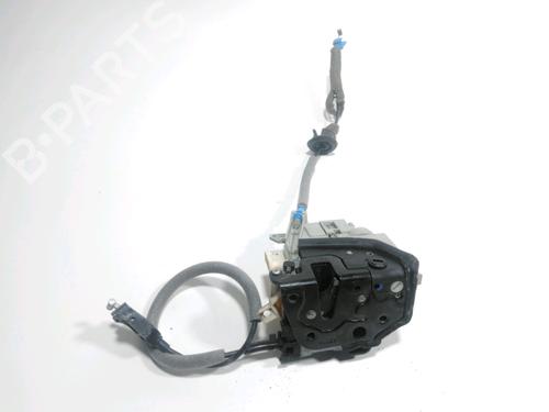 Używane Zamek drzwi tylnych prawych AUDI A3 Limousine (8VS, 8VM) 1.6 TDI (110 hp) 28254157