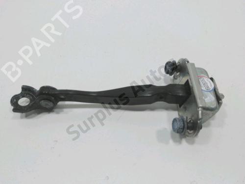 Used Hinge/Door check strap NISSAN JUKE (F15) 1.2 DIG-T (115 hp) 32402211