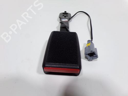 Used Seat buckle PEUGEOT 208 I (CA_, CC_) 1.2 VTI 82 (82 hp) 28233624
