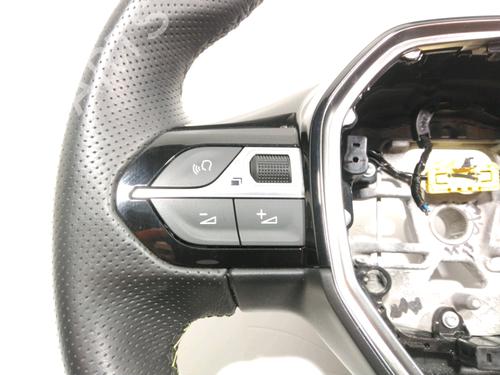 Steering wheel PEUGEOT 2008 II (UD_, US_, UY_, UJ_, UR_, UC_) 1.5 BlueHDI 130 | BP28225392C49 