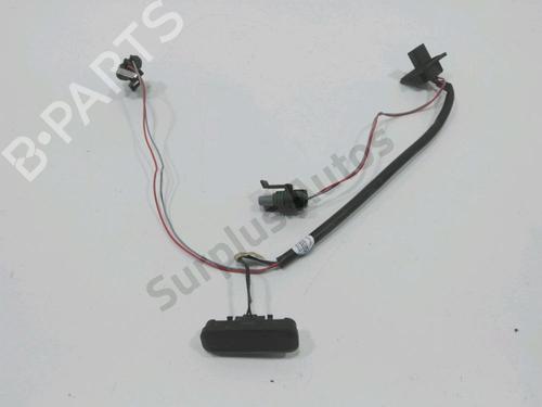 BP32488678I30 main image