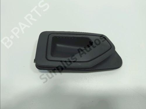 Used Front left interior door handle PEUGEOT 306 Hatchback (7A, 7C, N3, N5) 1.6 (89 hp) 31368237