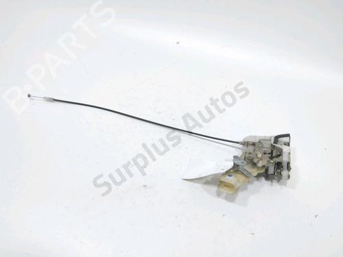 rear-right-lock-toyota-yaris-_p1_-1999-2000-2001-2002-2003-2004-2005-31000297 main image