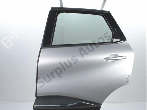 Used Left rear door Left rear door 37220646 37220646