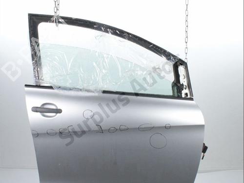 Used Right front door Right front door 37600624 37600624