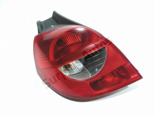 Feu arrière gauche RENAULT CLIO III (BR0/1, CR0/1) 1.5 dCi (BR17, CR17) (86 hp) 31868461