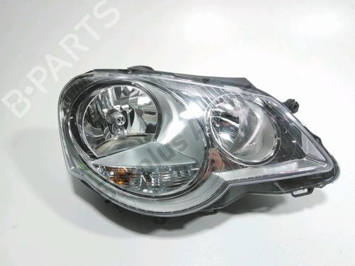 Used Right headlight VW POLO IV (9N_, 9A_) 1.4 TDI (70 hp) 32770981