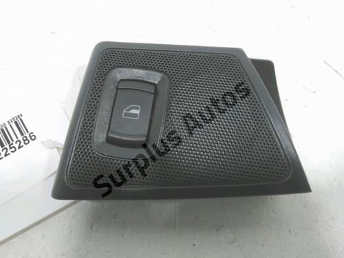 Used Right rear window switch SKODA OCTAVIA I (1U2) 1.9 TDI (110 hp) 30999371