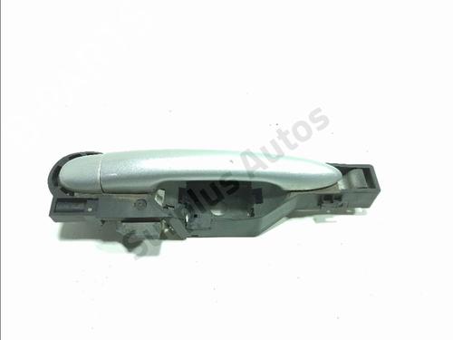 front-right-exterior-door-handle-renault-clio-iii-br01-cr01-2005-2006-2007-2008-2009-2010-2011-2012-2013-2014-34115768 main image