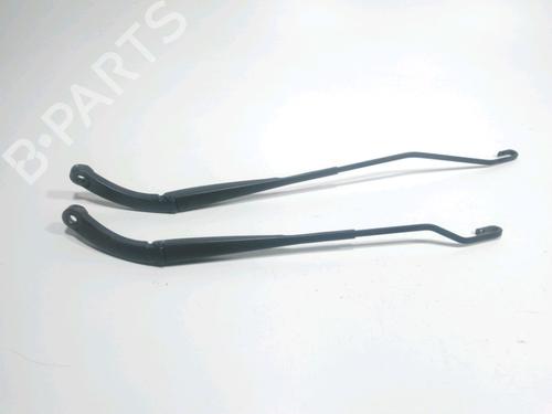 Used Front windshield wiper arm DACIA LODGY (JS_) 1.2 TCe (JSAY, JSM0) (115 hp) 28271719