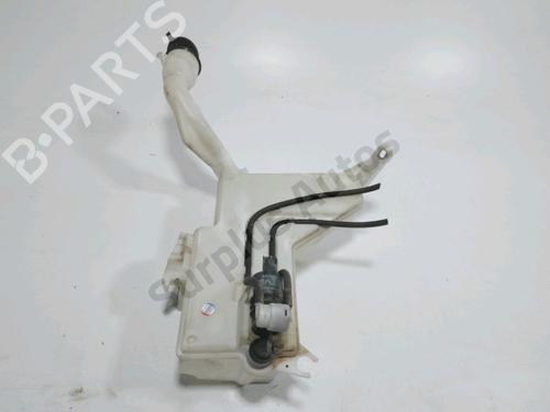 Used Windscreen washer tank Windscreen washer tank PEUGEOT 407 SW (6E_, 6D_) 2.0 HDi 135 (136 hp) 40215069 40215069