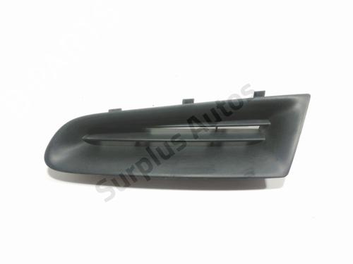 Used Grille RENAULT CLIO III (BR0/1, CR0/1) 1.5 dCi (BR17, CR17) (86 hp) 30741995