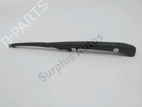 Brazo limpia trasero FIAT PANDA (169_) 1.2 (169.AXB11, 169.AXB1A) (60 hp) 32334768