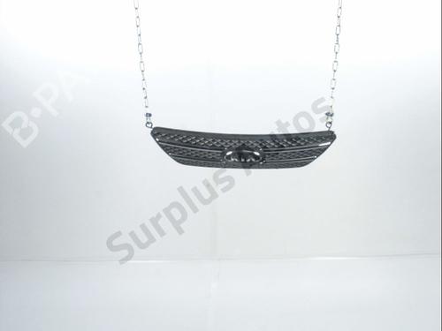 Used Grille Grille 28235562 28235562