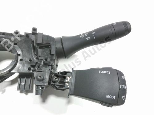 Steering wheel controls DACIA DUSTER (HM_) 1.5 dCi 115 (HMAD) | BP28227290E15
