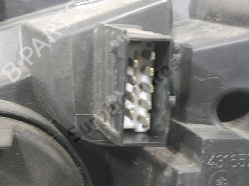 Right headlight PEUGEOT 307 Break (3E) 2.0 HDi 135 | BP31004972C29