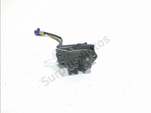 Used Tailgate lock Tailgate lock TOYOTA COROLLA Verso (ZER_, ZZE12_, R1_) 2.2 D-4D (AUR10_, AUR10R) (177 hp) 40060445 40060445