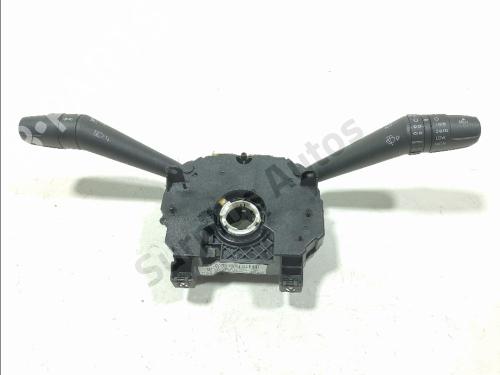 steering-wheel-controls-fiat-500x-334_-2014-40620615 main image