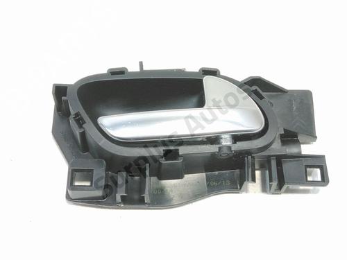Used Rear right interior door handle Rear right interior door handle 38587891 38587891