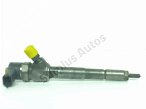 Używane Wtryskiwacz Wtryskiwacz SUZUKI VITARA (LY) 1.6 DDiS AllGrip (APK416D) (120 hp) 36946480 36946480