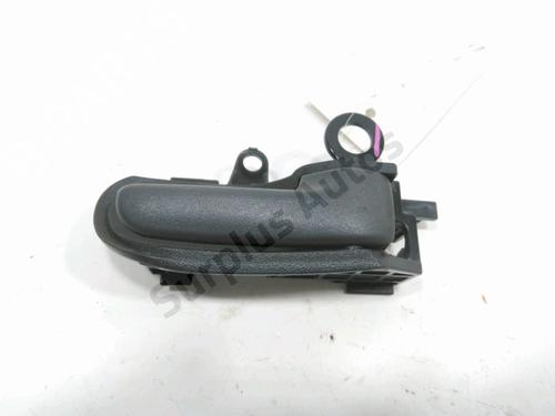 Used Rear right interior door handle TOYOTA YARIS (_P1_) 1.4 D-4D (NLP10_, NLP10R) (75 hp) 30999876