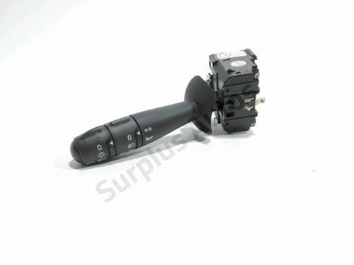 Used Headlight switch Headlight switch RENAULT TWINGO II (CN0_) 1.2 16V (CN04, CN0B) (75 hp) 28228817 28228817