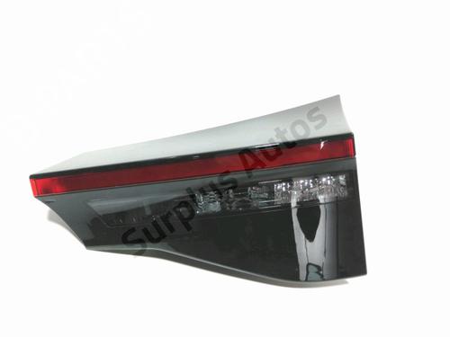 Used Right tailgate light TOYOTA YARIS CROSS (MXP_) 1.5 Hybrid (MXPJ10) (116 hp) 32334729