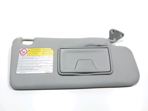 Used Right sun visor Right sun visor 37784780 37784780