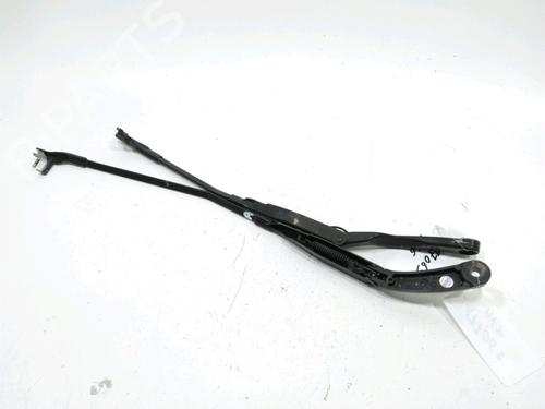 Used Front windshield wiper arm Front windshield wiper arm 31007542 31007542