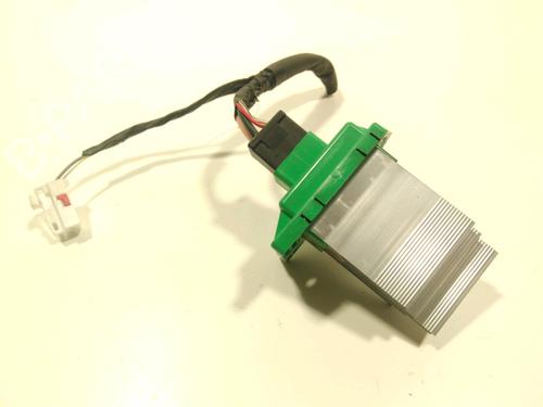 Used Heater resistor HYUNDAI ix35 (LM, EL, ELH) 2.0 CRDi 4WD (136 hp) 28223803