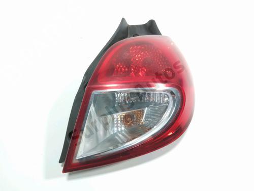 Piloto trasero derecho RENAULT CLIO III (BR0/1, CR0/1) 1.5 dCi (C/BR0G, C/BR1G) (68 hp) 29580644