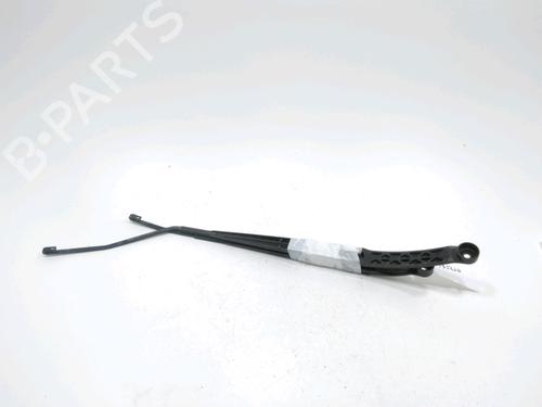 Used Front windshield wiper arm Front windshield wiper arm 37790020 37790020