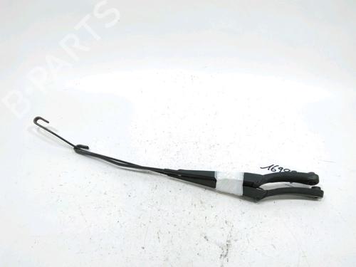 Used Front windshield wiper arm PEUGEOT PARTNER Box Body/MPV (5_, G_) [1996-2025]  31007520