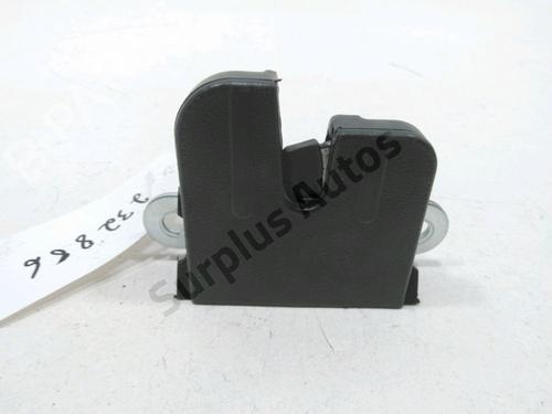 Used Tailgate lock SEAT ALTEA XL (5P5, 5P8) 1.6 TDI (105 hp) 31001742