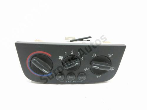 AC-Styringsenhed/Manøvreenhed OPEL COMBO Tour 1.7 DTI 16V (75 hp) 30988648