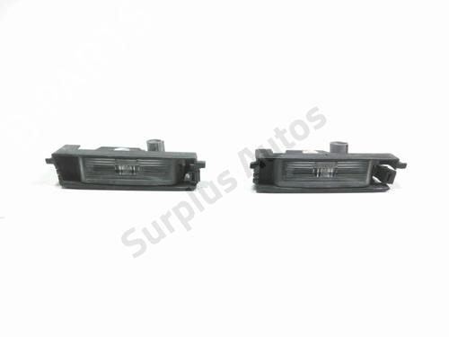 Used Licence plate light Licence plate light TOYOTA COROLLA Hatchback (_E21_, _EA1_, _EH1_) 1.8 Hybrid (ZWE211, ZWE219) (122 hp) 40060747 40060747