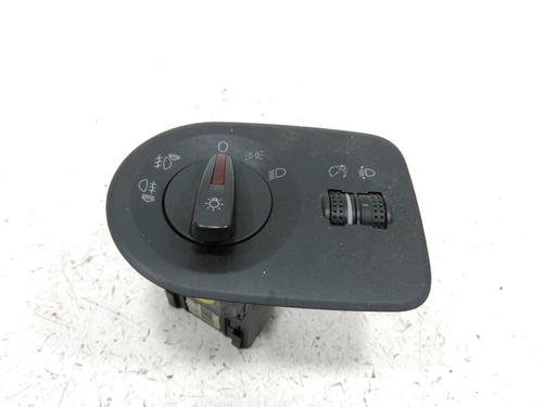 Used Headlight switch Headlight switch SEAT IBIZA IV (6J5, 6P1) 1.9 TDI (90 hp) 30989008 30989008