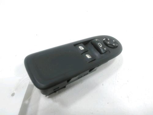Used Left front window switch CITROËN C3 II (SC_) 1.4 HDi 70 (SC8HZC, SC8HR0, SC8HP4) (68 hp) 30999019