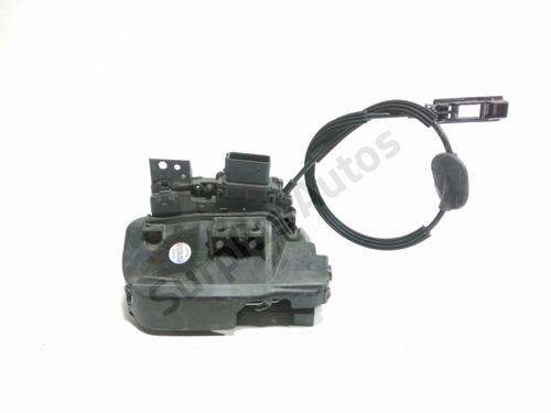 front-right-lock-ford-b-max-jk-2012-39706559 main image