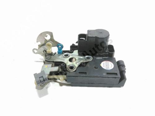 Used Front left lock Front left lock 37585650 37585650