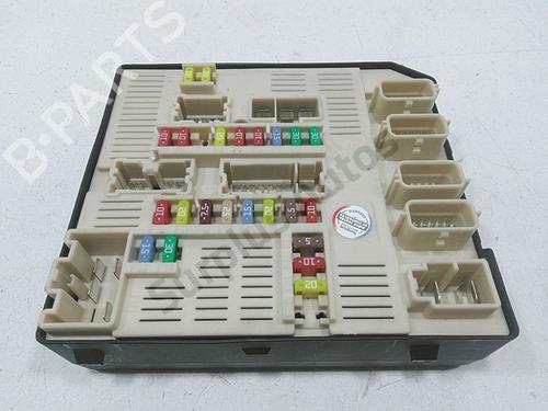 Used Fuse box Fuse box RENAULT MEGANE III Grandtour (KZ0/1) 1.5 dCi (KZ09, KZ0D, KZ1G, KZ29, KZ14, KZ1W, KZ10, KZ1F,... (110 hp) 39737271 39737271