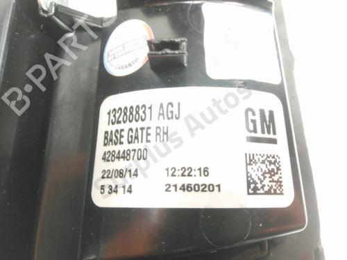 Right tailgate light OPEL ZAFIRA TOURER C (P12) 1.6 CDTI (75) | BP28267588C80 