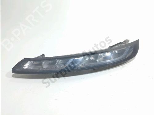 left-daytime-light-citroen-c4-cactus-2014-36854403 main image