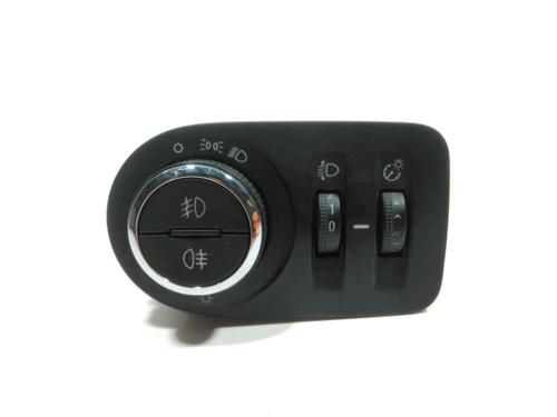 Used Headlight switch OPEL CORSA E (X15) 1.4 Turbo (08, 68) (101 hp) 28228648
