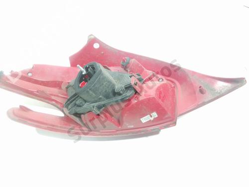 Front windshield wiper arm PEUGEOT 2008 I (CU_) 1.4 HDi | BP32226729C143