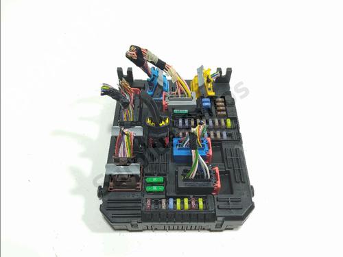 Used Fuse box Fuse box 37764100 37764100