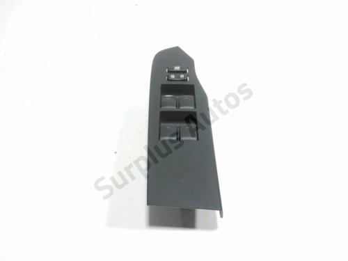 left-front-window-switch-toyota-auris-_e18_-2012-2013-2014-2015-2016-2017-2018-2019-32102529 main image