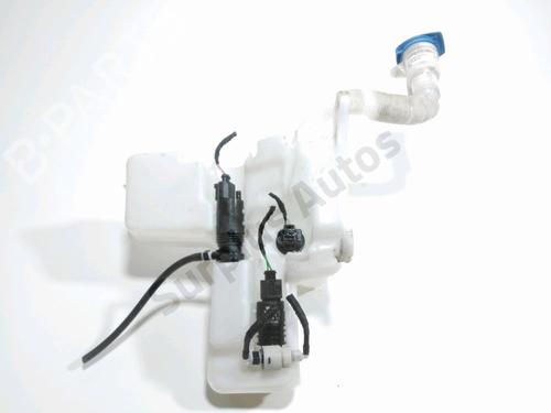 windscreen-washer-tank-vw-passat-b8-variant-3g5-cb5-2014-28274076 main image