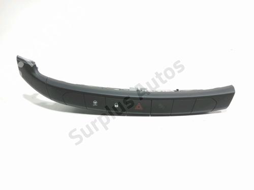 warning-switch-fiat-tipo-saloon-356_-357_-2015-37870530 main image